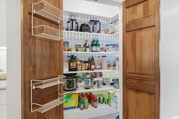 $1,195,000 | 10270 North Range Line Court, Mequon, WI 53092