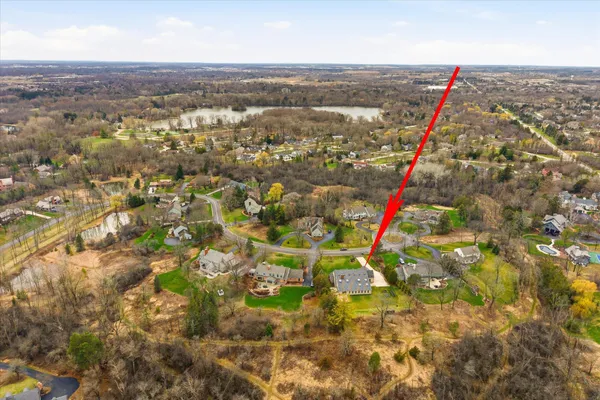 $1,195,000 | 10270 North Range Line Court, Mequon, WI 53092