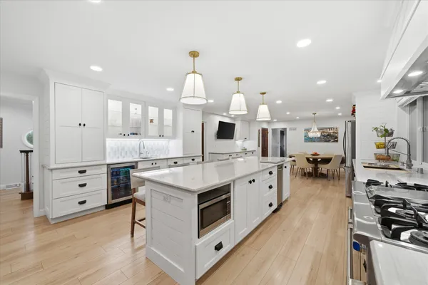 $1,195,000 | 10270 North Range Line Court, Mequon, WI 53092