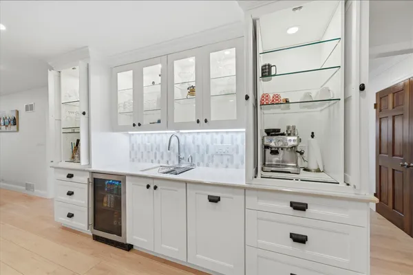 $1,195,000 | 10270 North Range Line Court, Mequon, WI 53092