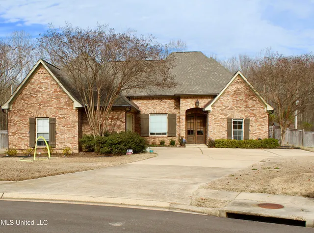 $430,000 | 102 Wisteria Court, Madison, MS 39110