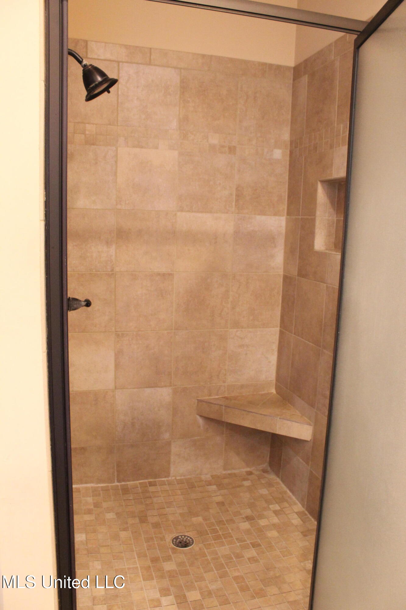 102 Wisteria Court Madison, MS 39110 - Photo 21 of 37 IMG_2425