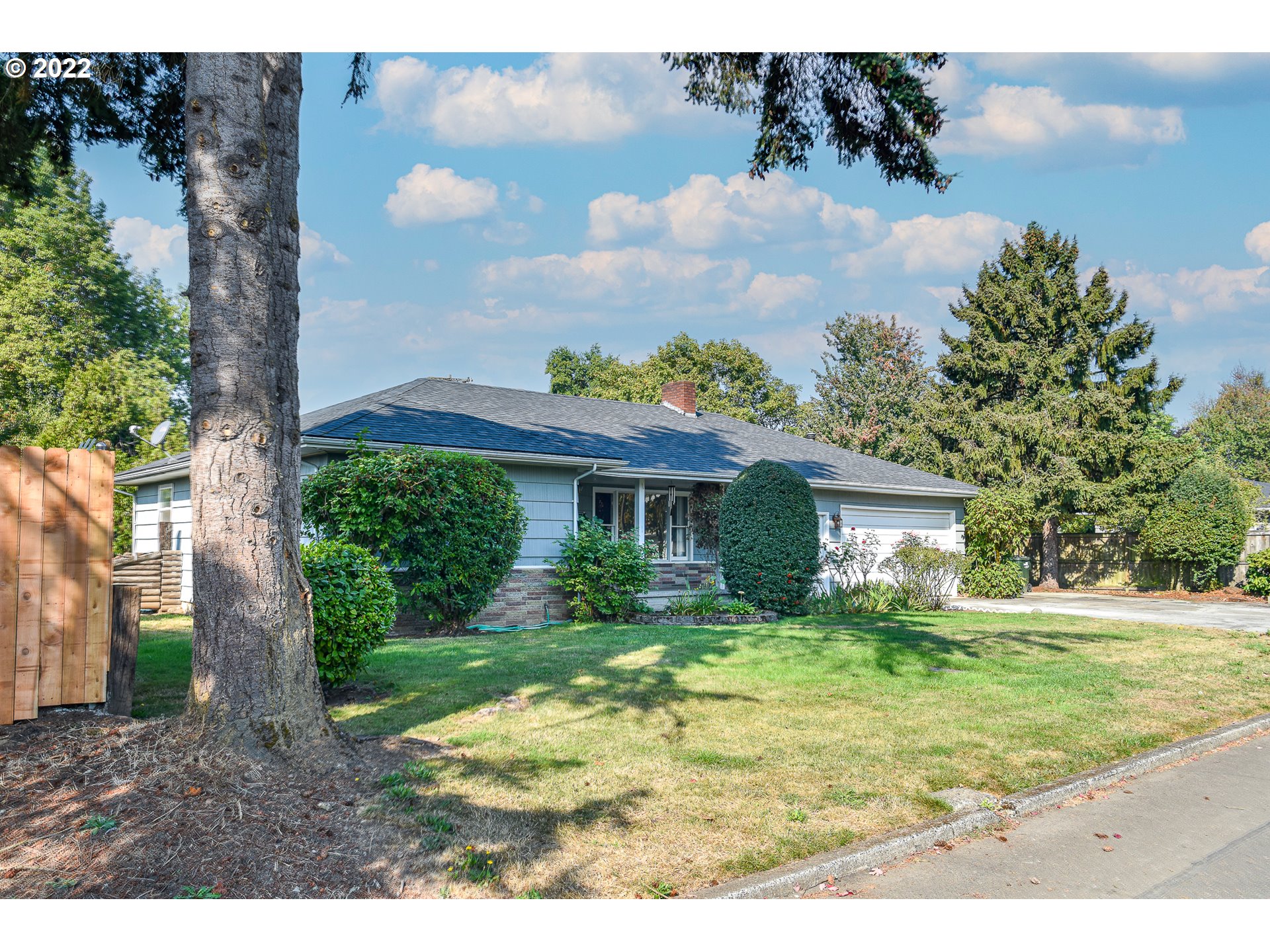2308 Don Street Springfield, OR 97477 - Photo 23 of 30 a view of a house with a backyard