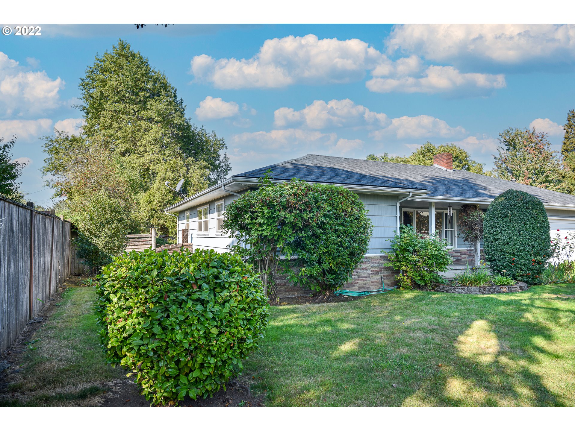 2308 Don Street Springfield, OR 97477 - Photo 24 of 30 a front view of a house with garden