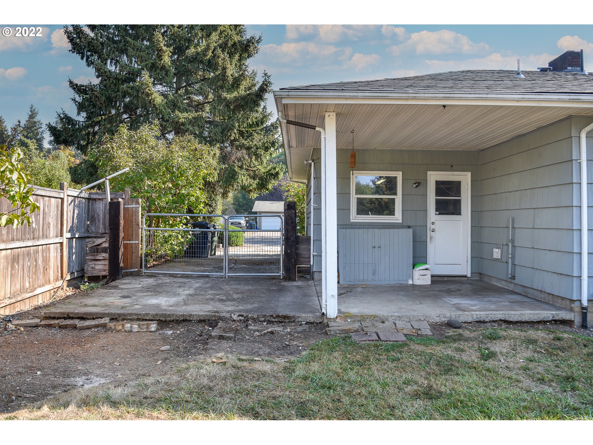 2308 Don Street Springfield, OR 97477 - Photo 29 of 30 a view of a house with a yard