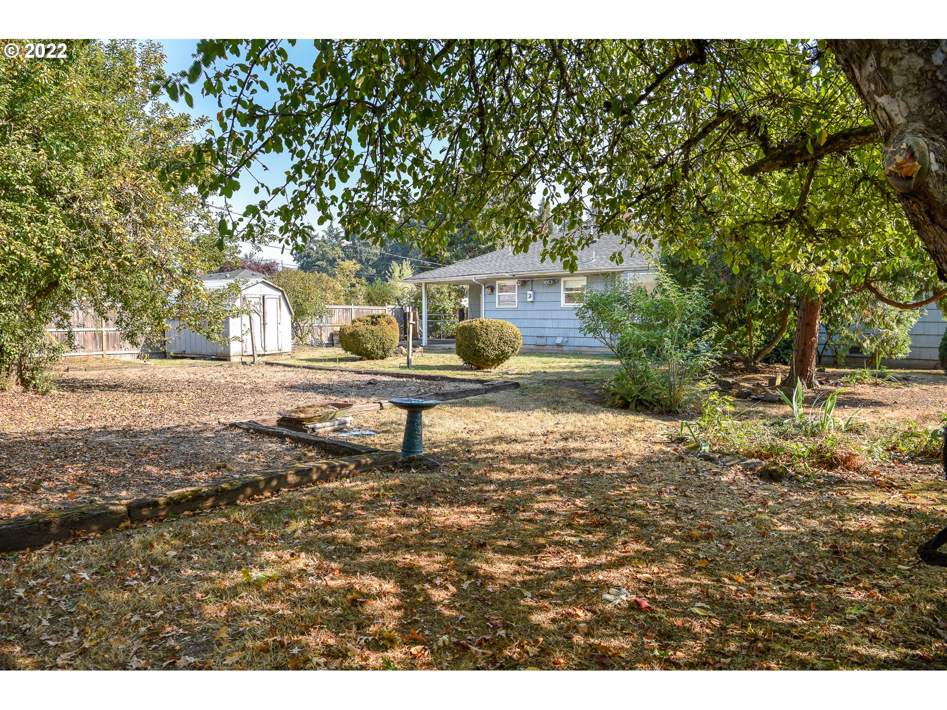 2308 Don Street Springfield, OR 97477 - Photo 30 of 30 a backyard of a house with barbeque oven