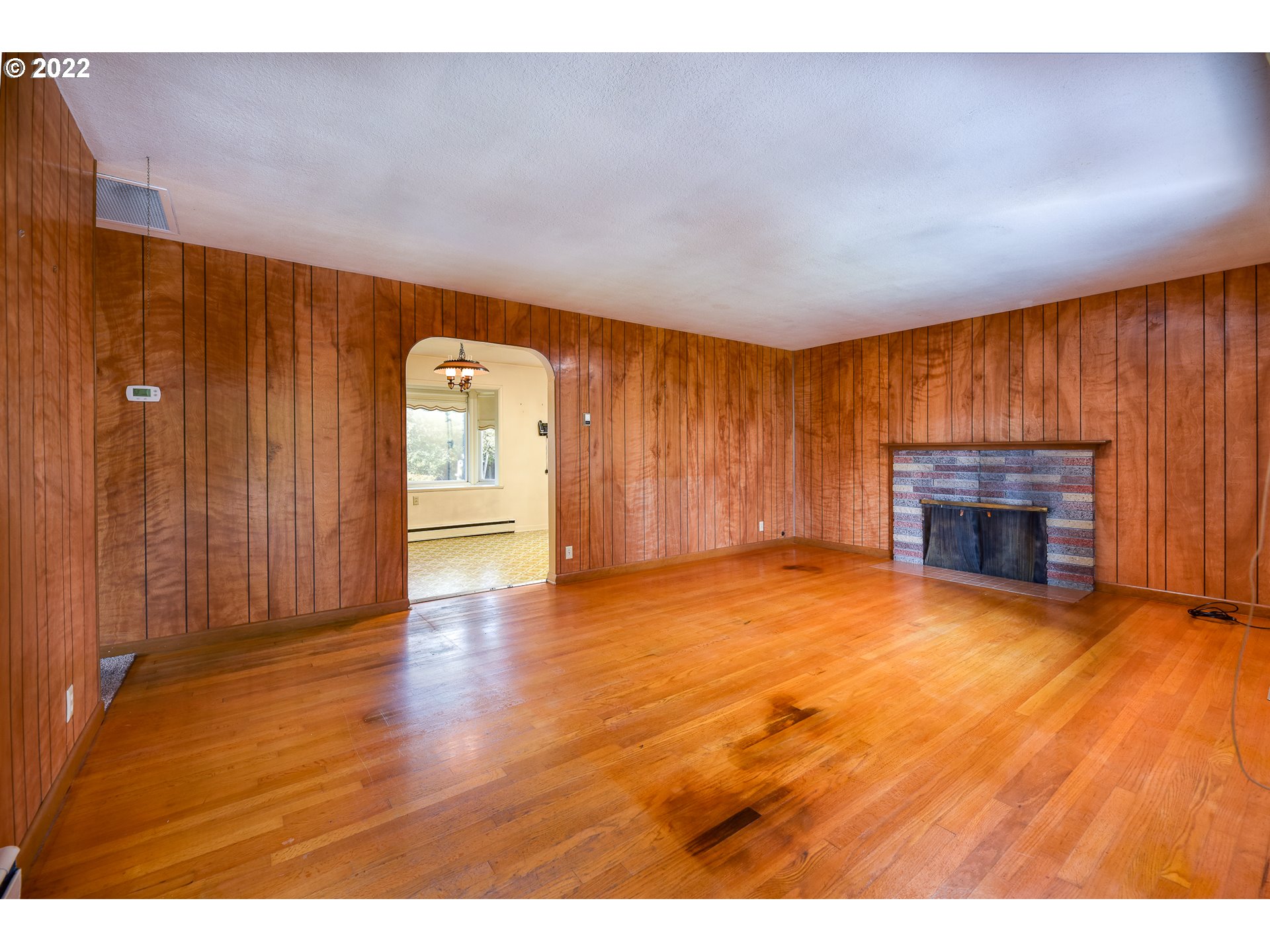 2308 Don Street Springfield, OR 97477 - Photo 4 of 30 a view of empty room with wooden floor