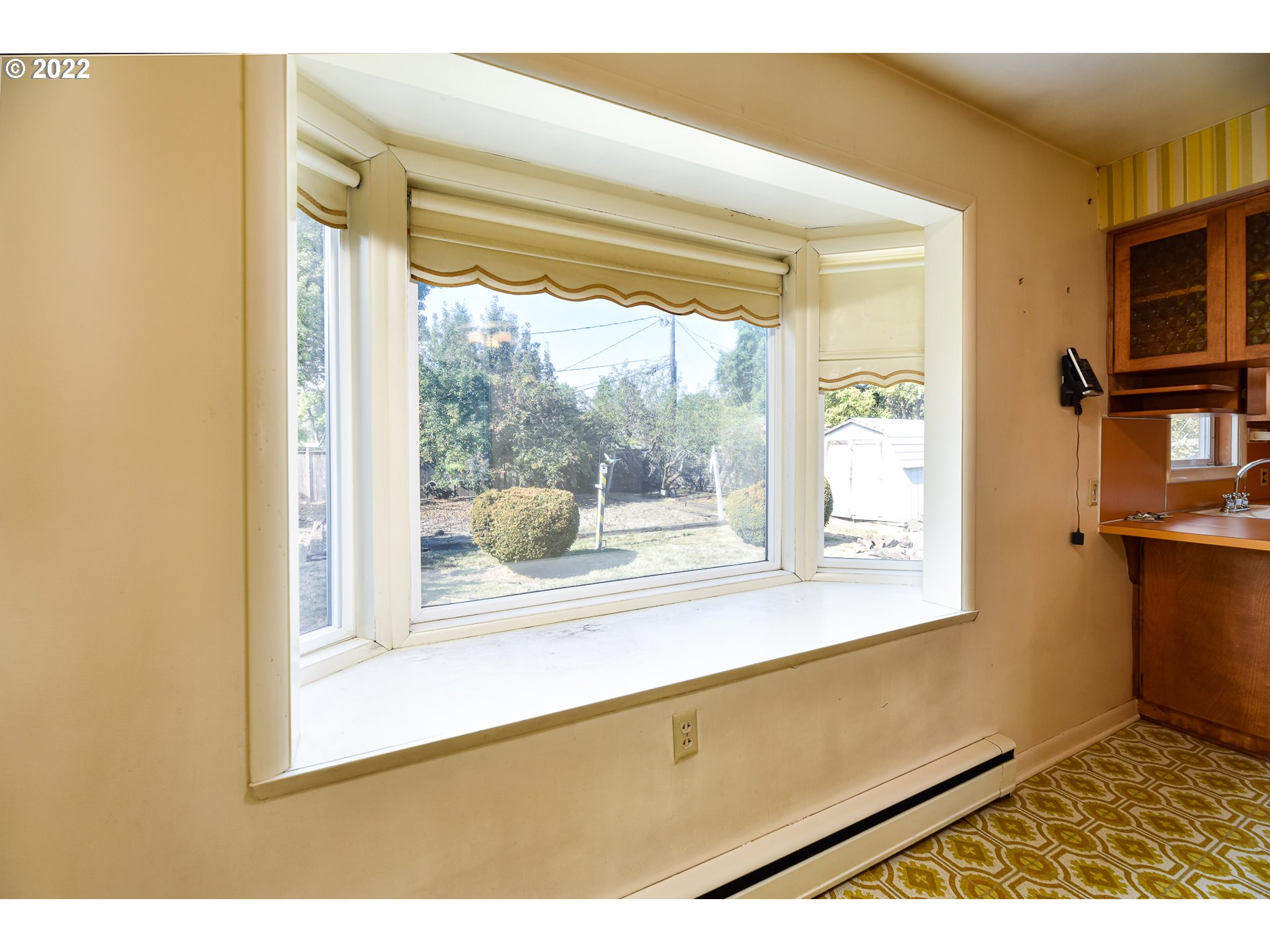 2308 Don Street Springfield, OR 97477 - Photo 9 of 30 a view of a room that has a large window