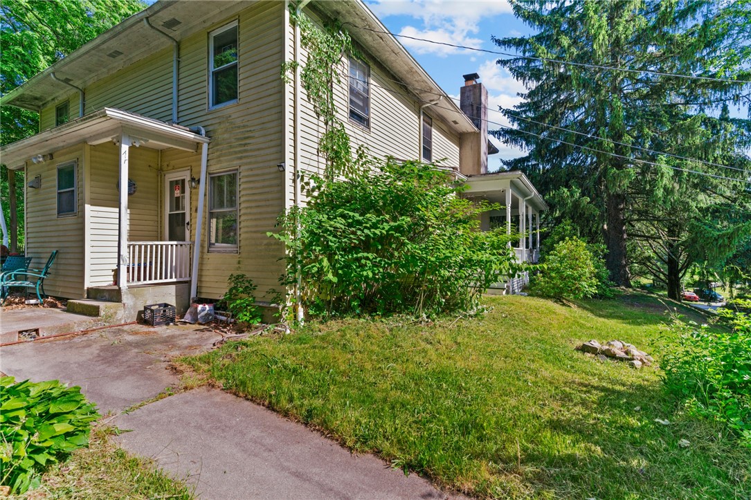2747 Flat River Road Coventry, RI 02816 - Photo 4 of 16