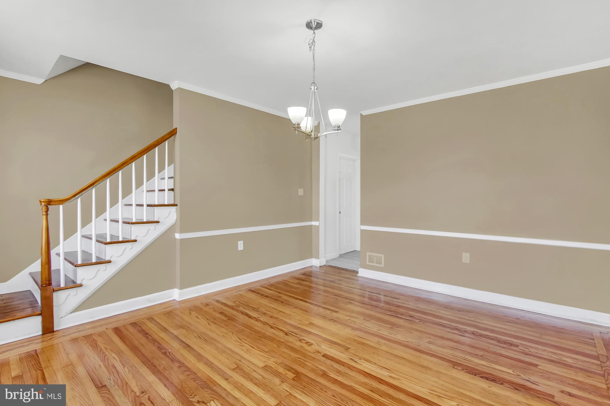 756 Mountain View Road Reading, PA 19607 - Photo 9 of 28 Dining Room