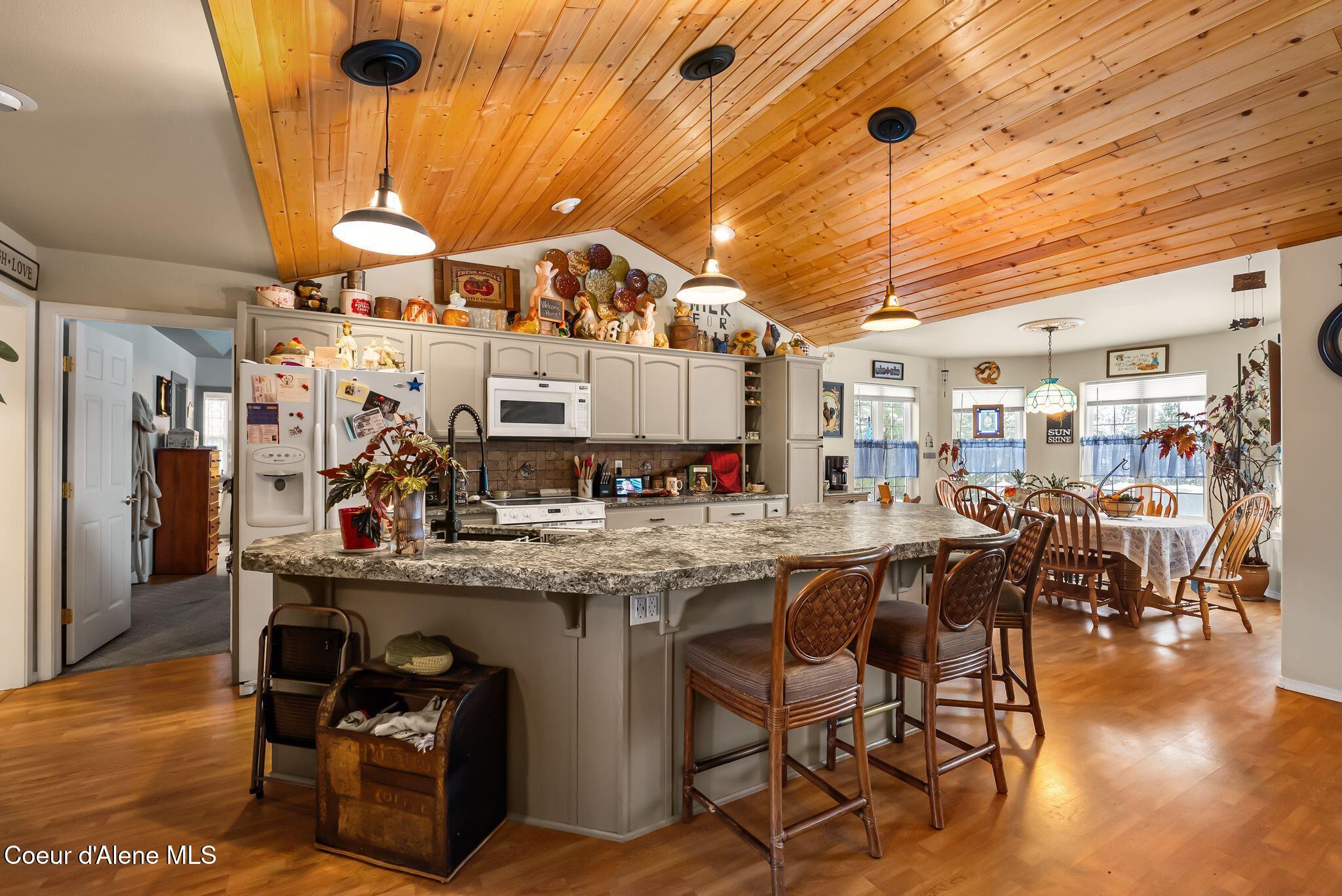 144 Solar Road Oldtown, ID 83822 - Photo 21 of 64 20_DSC05197