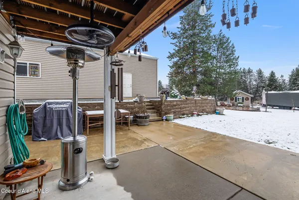 $794,900 | 144 Solar Road, Oldtown, ID 83822