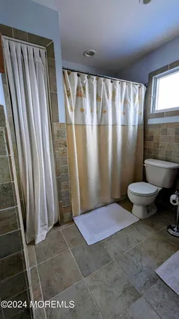 $4,200 | 2302 Grand Central Avenue, Unit B, Lavallette, NJ 08735