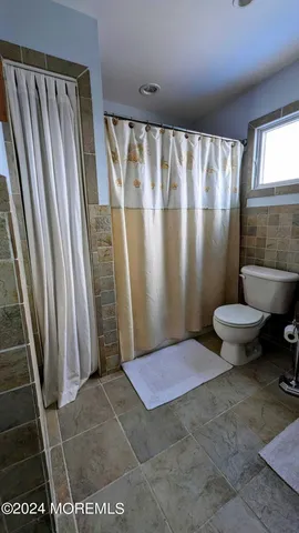 $2,250 | 2302 Grand Central Avenue, Unit B, Lavallette, NJ 08735