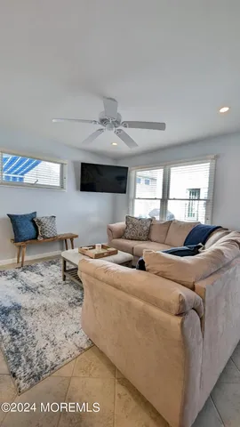 $2,250 | 2302 Grand Central Avenue, Unit B, Lavallette, NJ 08735