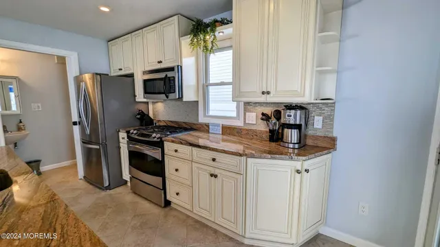 $2,250 | 2302 Grand Central Avenue, Unit B, Lavallette, NJ 08735