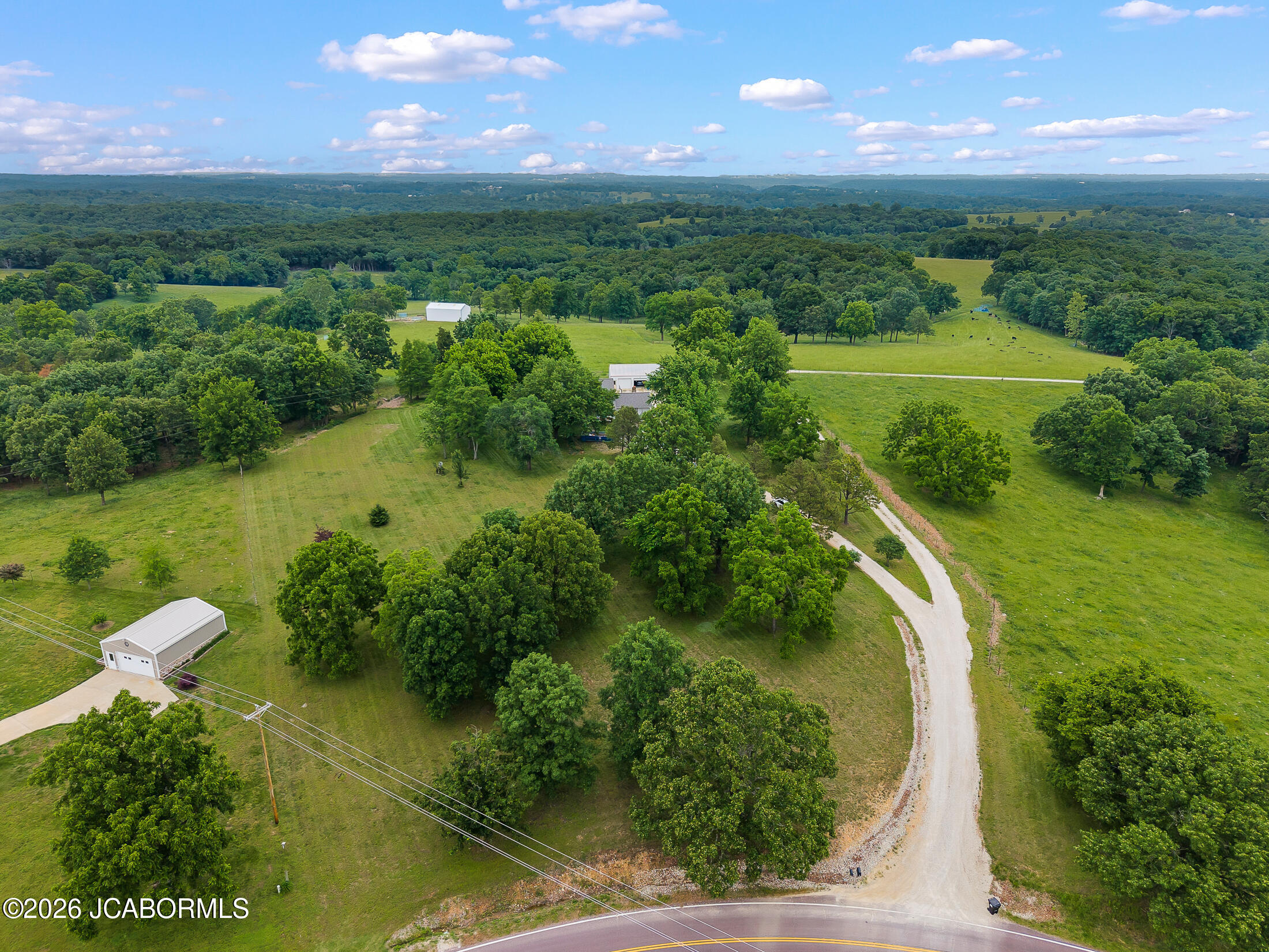 1429 Osage Bend Road Jefferson City, MO 65101 - Photo 29 of 32 DJI_20260522141933_0119_D
