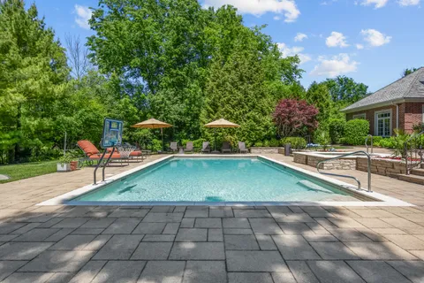 $3,375,000 | 1150 West Keswick Lane, Lake Forest, IL 60045
