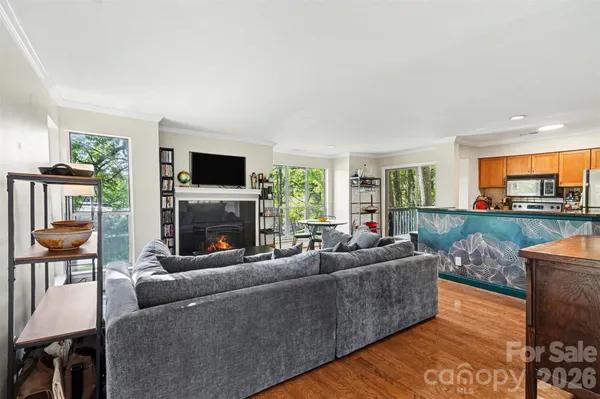 $285,000 | 2512 Cranbrook Lane, Unit 3, Charlotte, NC 28207