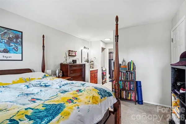 $285,000 | 2512 Cranbrook Lane, Unit 3, Charlotte, NC 28207