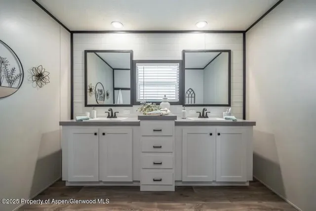 $218,000 | 200 West 20th Street, Unit E5, Rifle, CO 81650