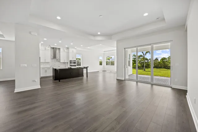 $4,800 | 14421 Spruce Pne Drive, Westlake, FL 33470