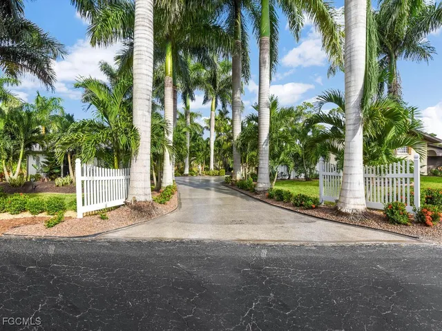 $550,000 | 1891 Seminole Harbor Drive, Alva, FL 33920