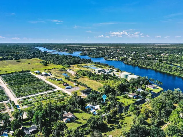 $550,000 | 1891 Seminole Harbor Drive, Alva, FL 33920