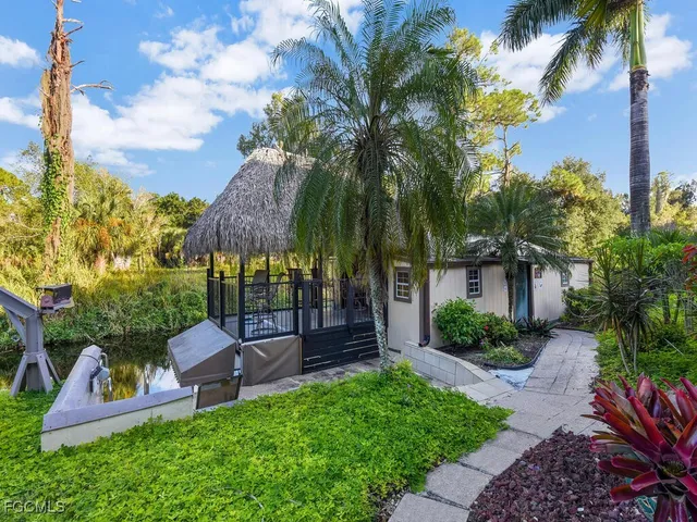 $550,000 | 1891 Seminole Harbor Drive, Alva, FL 33920