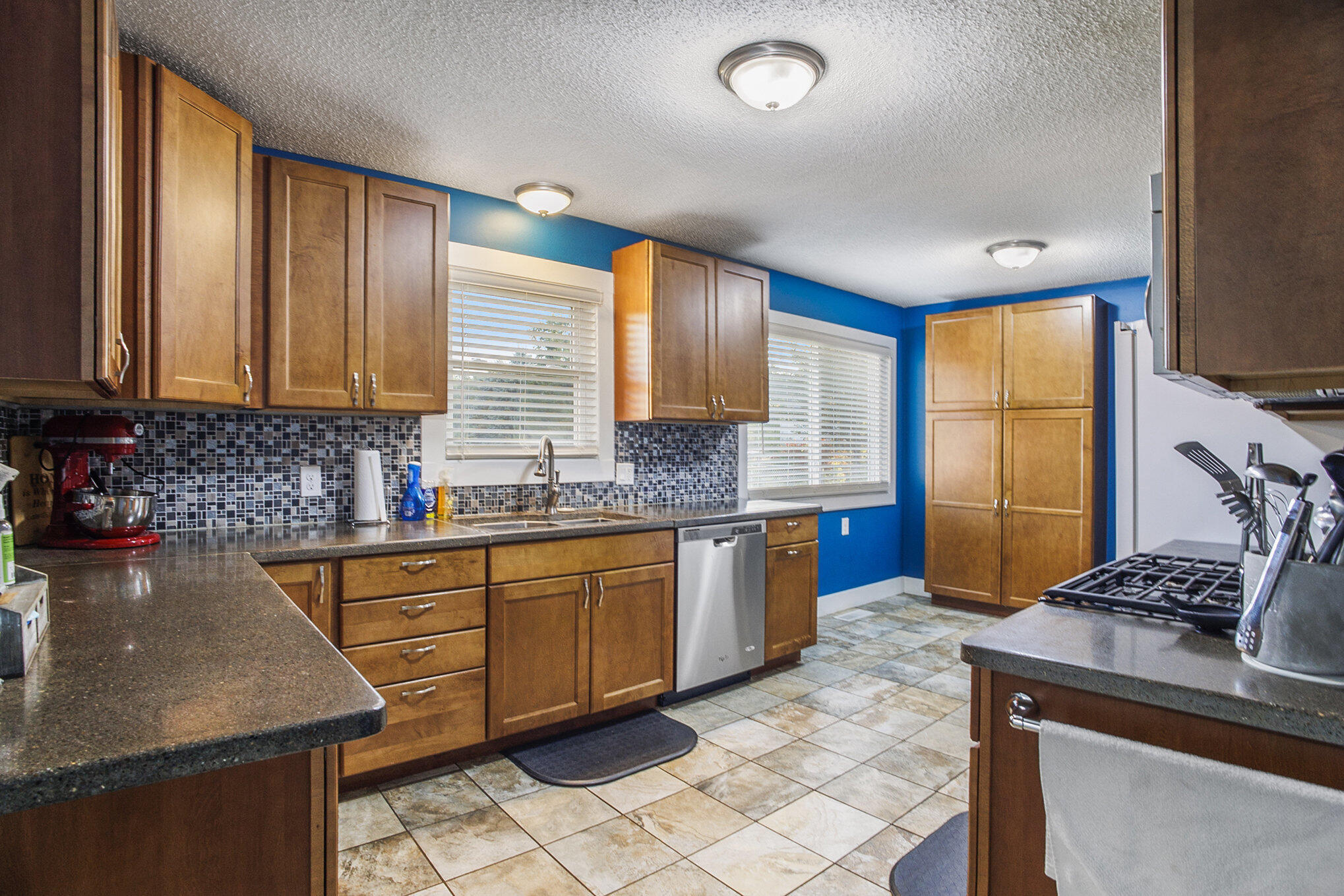 4454 Hall Road Muskegon, MI 49442 - Photo 7 of 25 007_file_611
