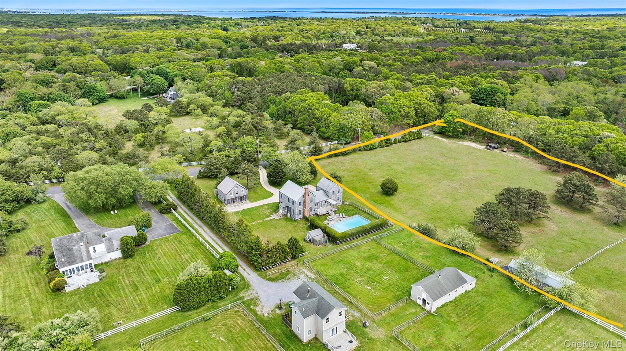 144 Damascus Road East Quogue, NY 11942 - Photo 2 of 4 a view of a tennis court