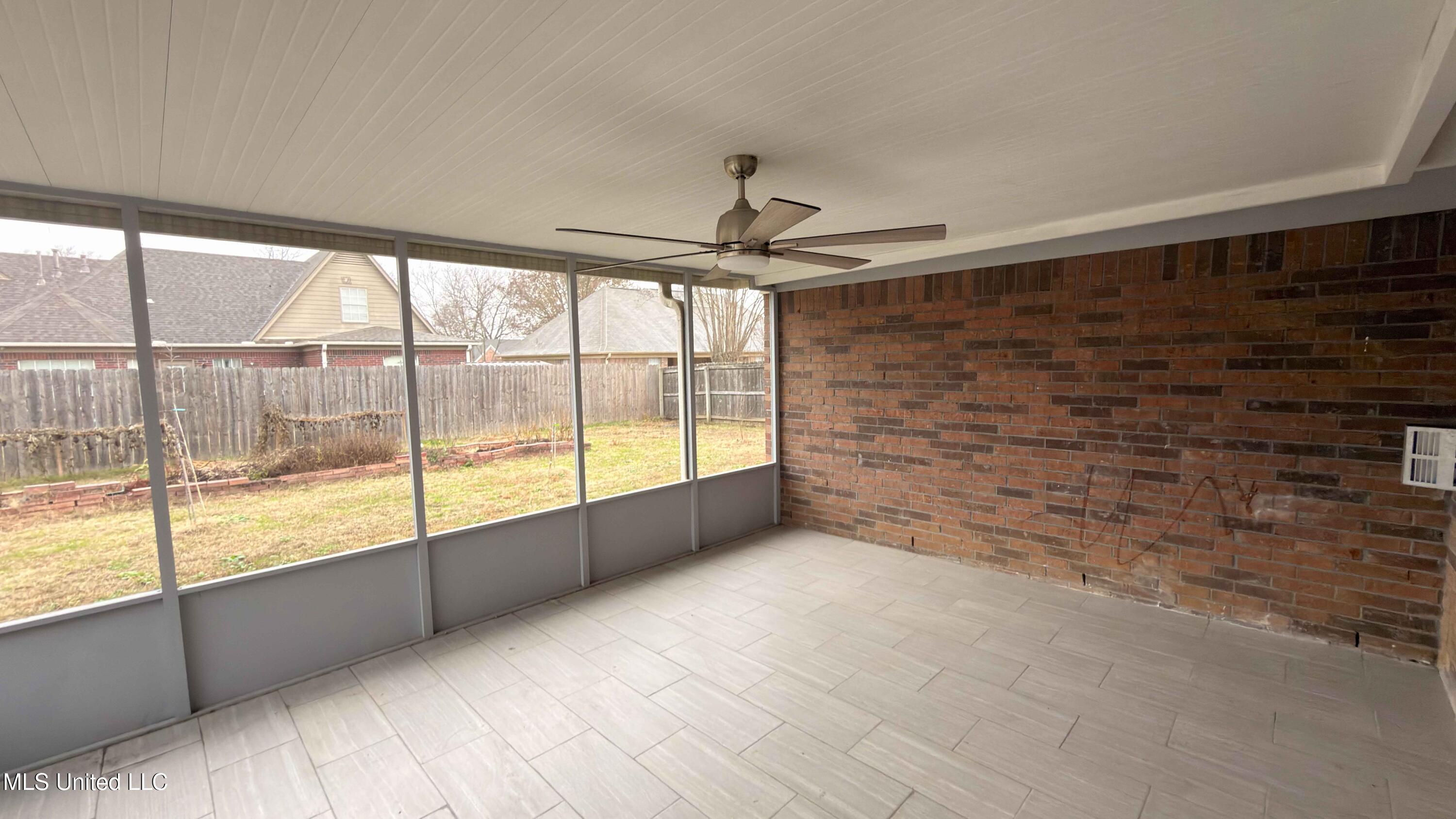 7831 Plantation Ridge Cove Olive Branch, MS 38654 - Photo 6 of 11 bong nga house_1-8