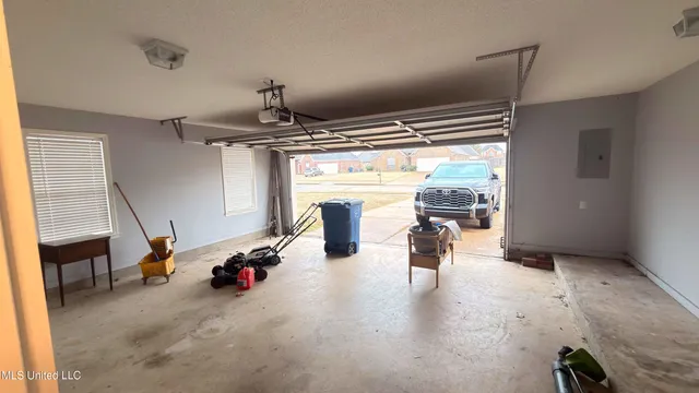 $2,200 | 7831 Plantation Ridge Cove, Olive Branch, MS 38654