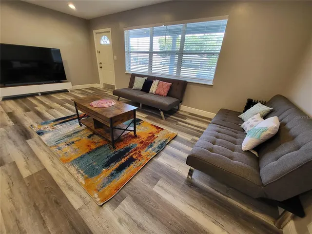 $2,090 | 5624 Lime Way, Unit A, Seminole, FL 33772