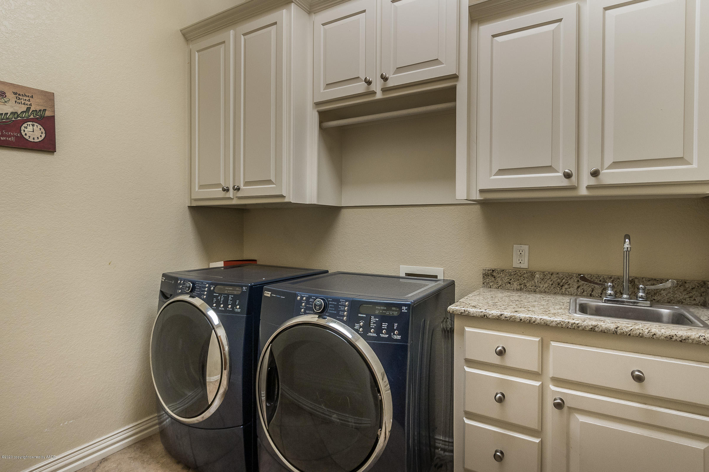 4800 Wesley Road Amarillo, TX 79119 - Photo 25 of 32 025_Utility Room
