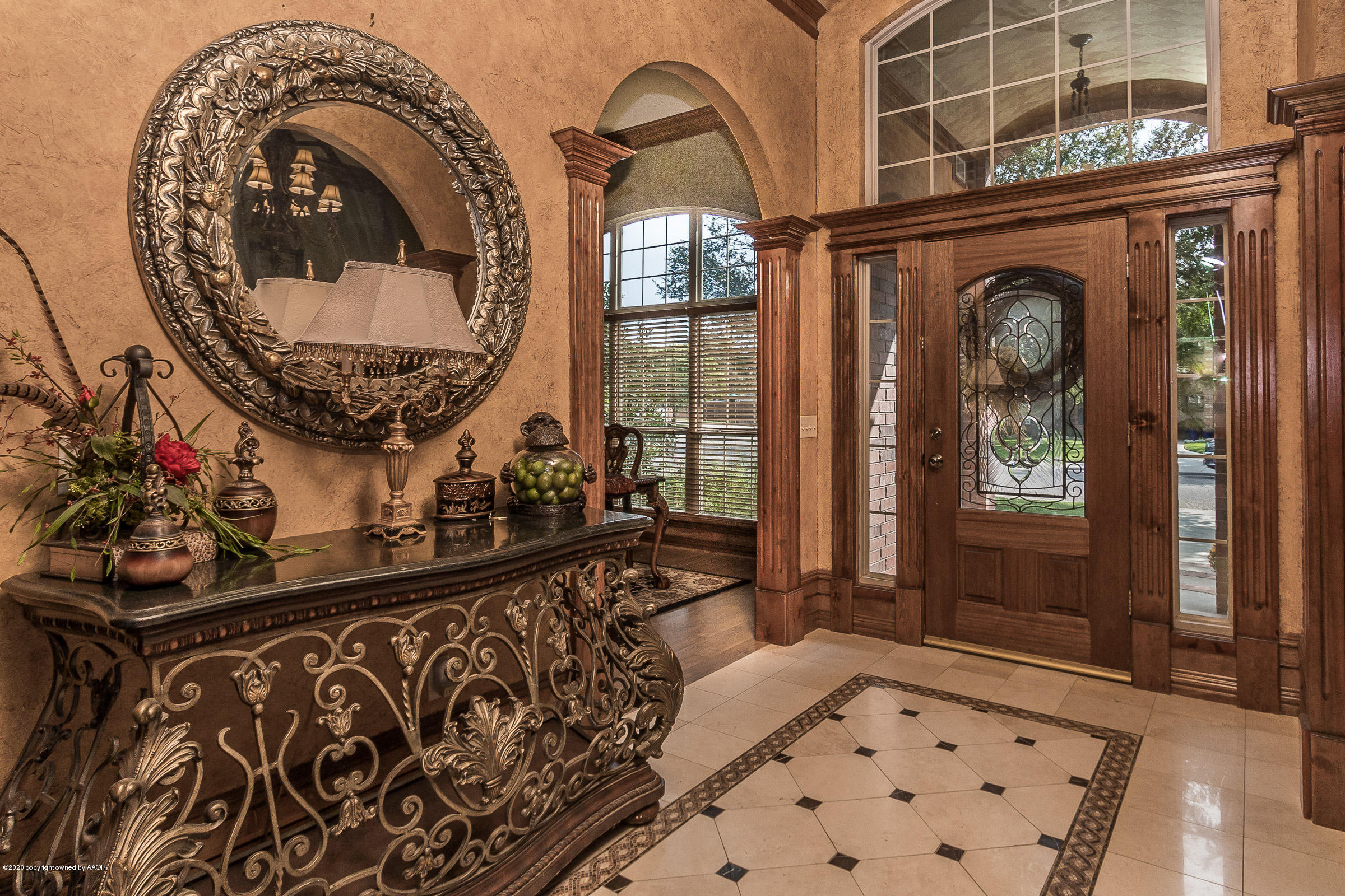 004_Foyer