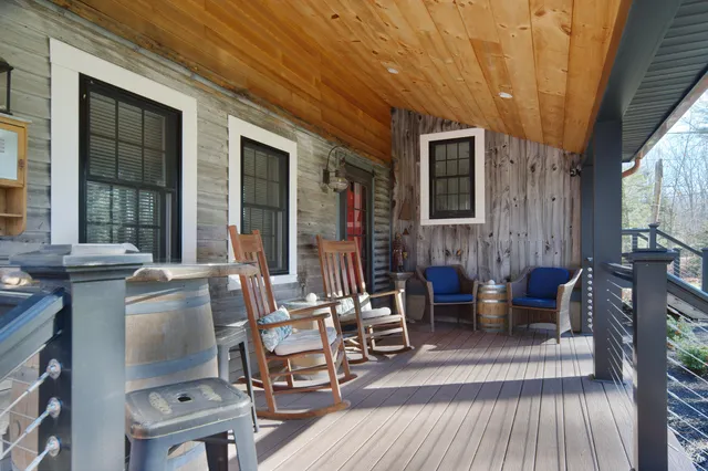 $729,900 | 24 County Road, York, ME 03902