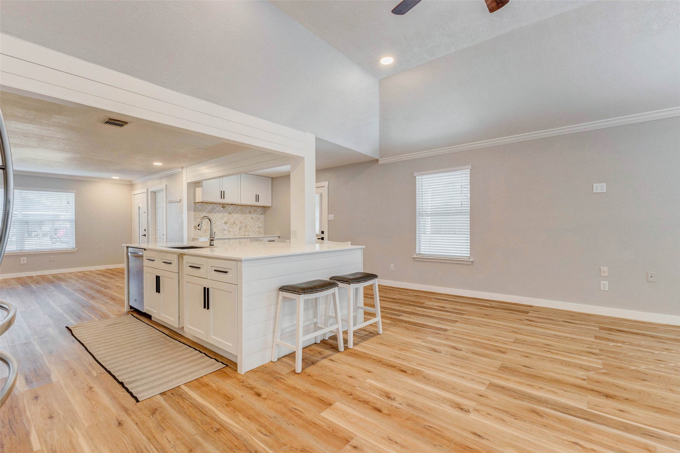 603 Springwood Drive Conroe, TX 77385 - Photo 12 of 39