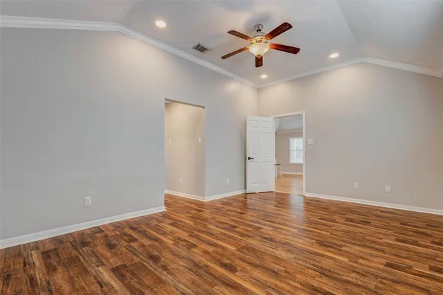 $325,000 | 603 Springwood Drive, Conroe, TX 77385