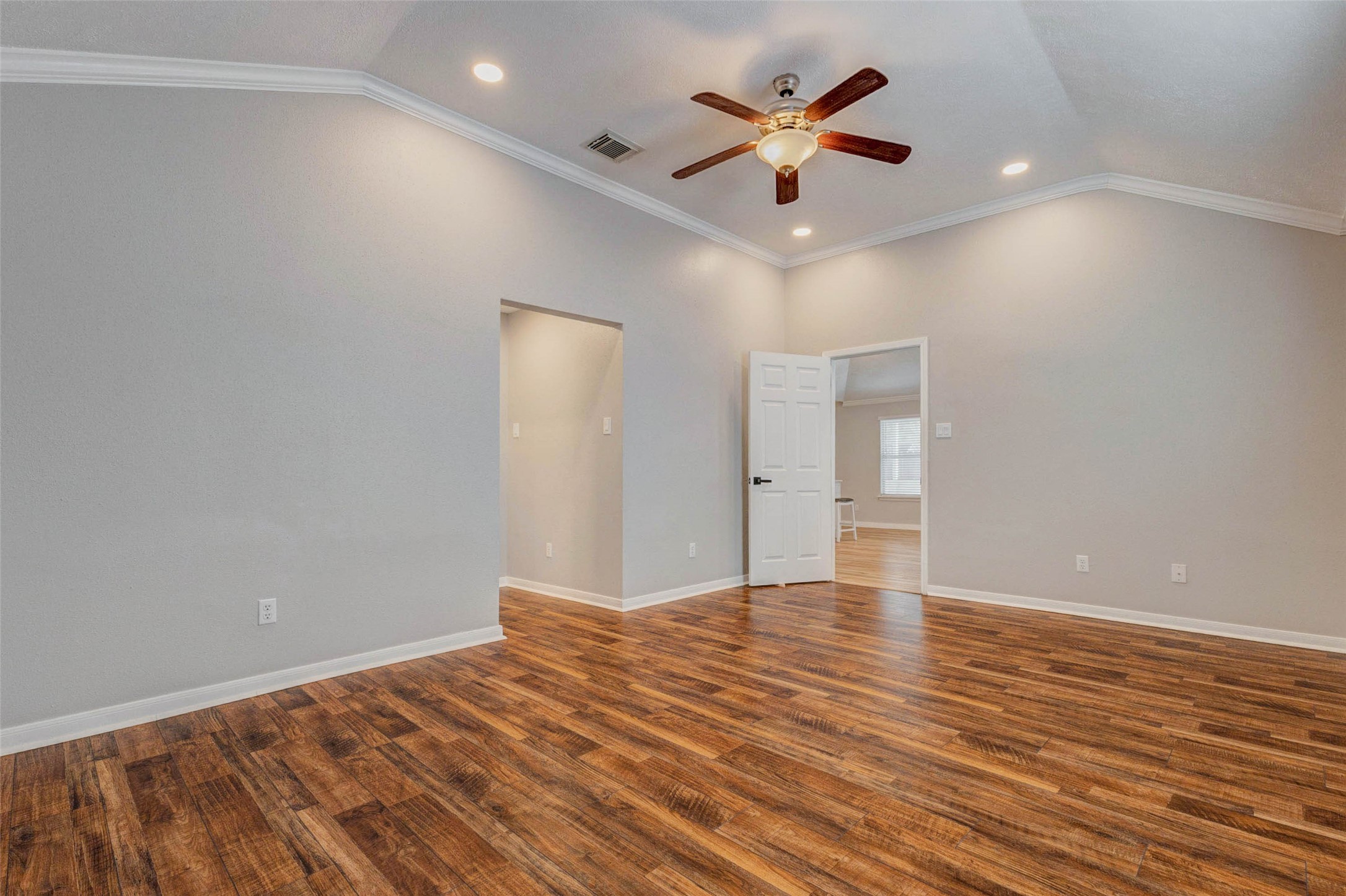 603 Springwood Drive Conroe, TX 77385 - Photo 20 of 39