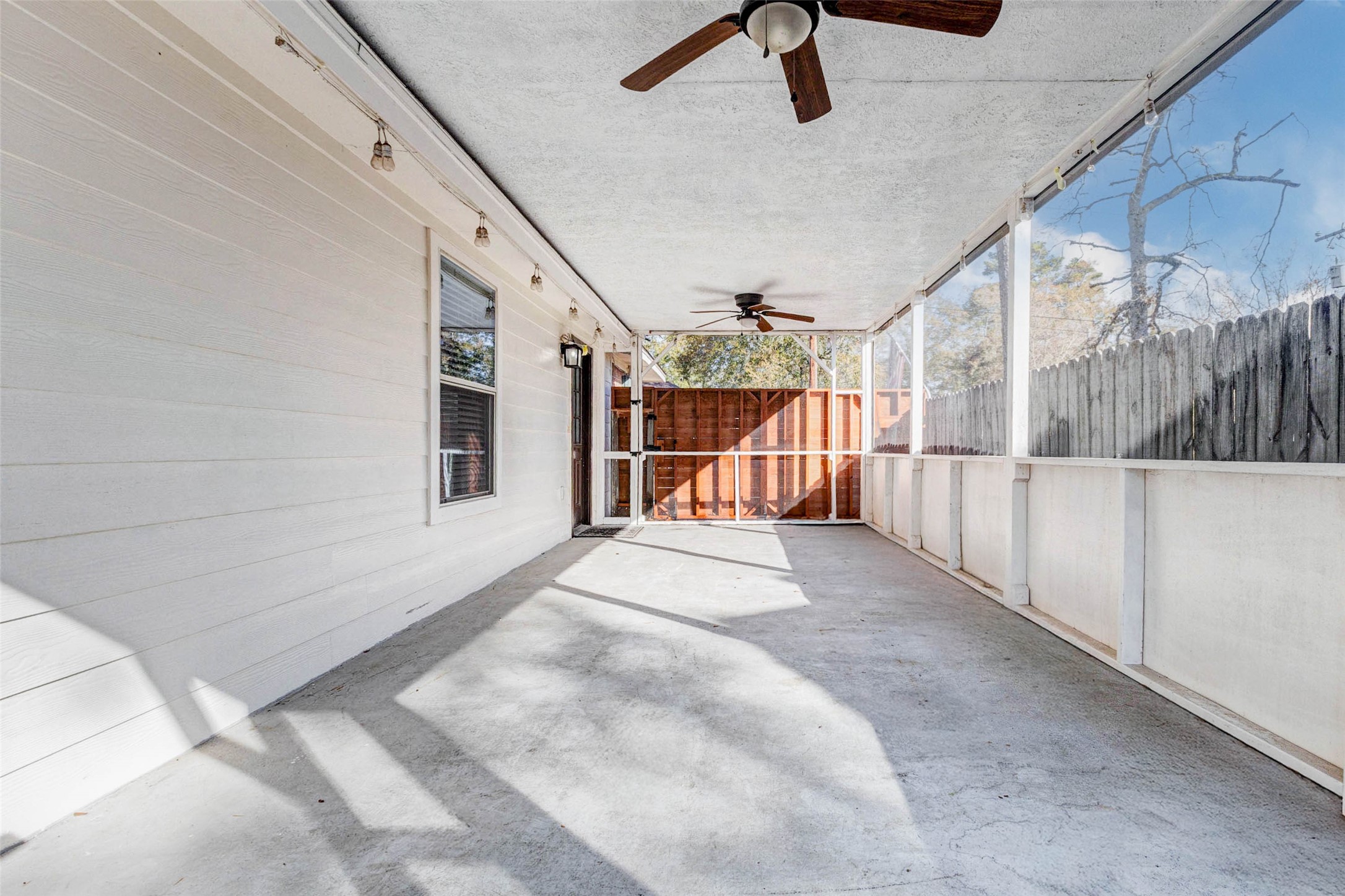 603 Springwood Drive Conroe, TX 77385 - Photo 34 of 39