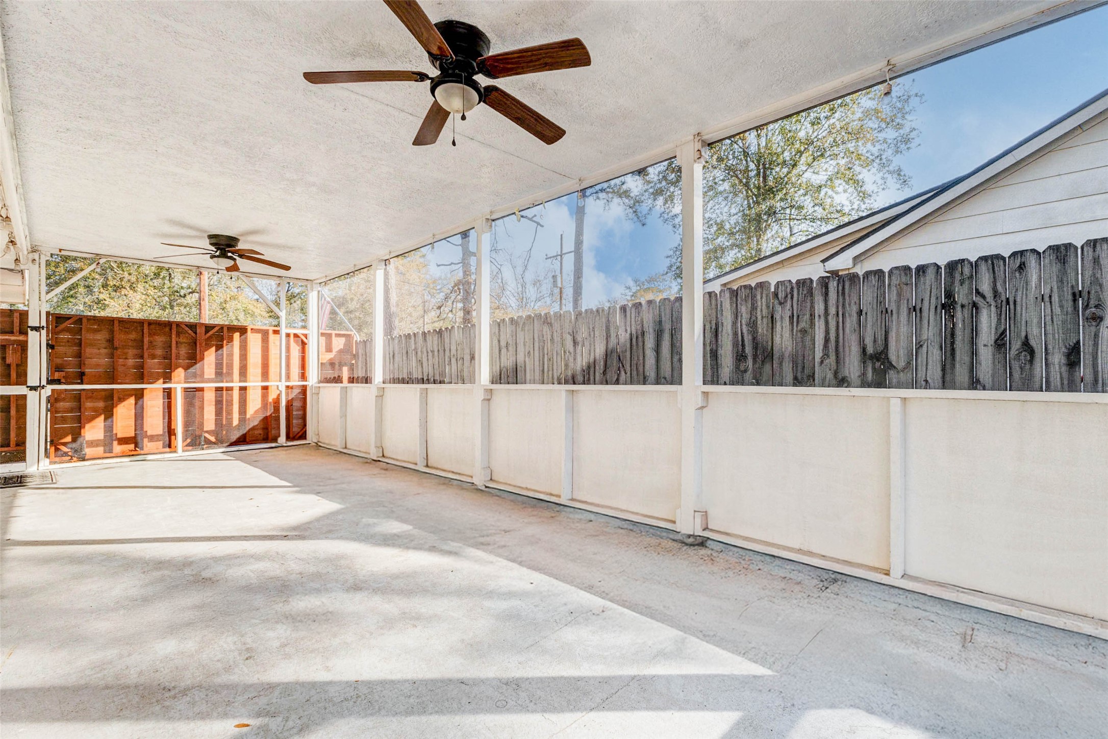 603 Springwood Drive Conroe, TX 77385 - Photo 35 of 39