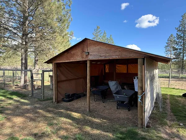 $359,000 | 48568 Bull Run Road East, Ford, WA 99013