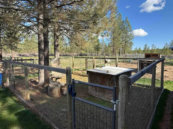 $359,000 | 48568 Bull Run Road East, Ford, WA 99013