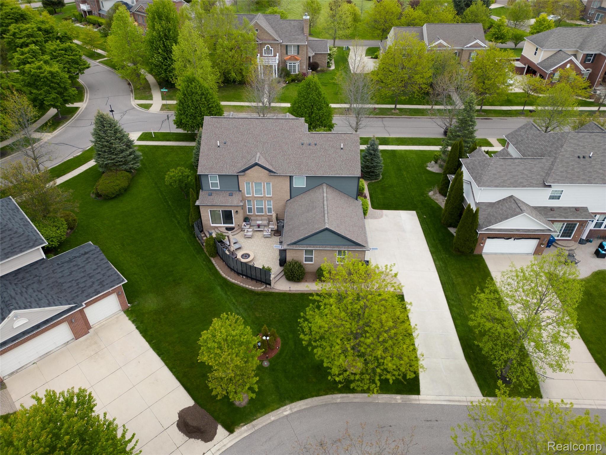 50411 Lansdowne Road Canton, MI 48188 - Photo 62 of 75 Aerial view of residential area