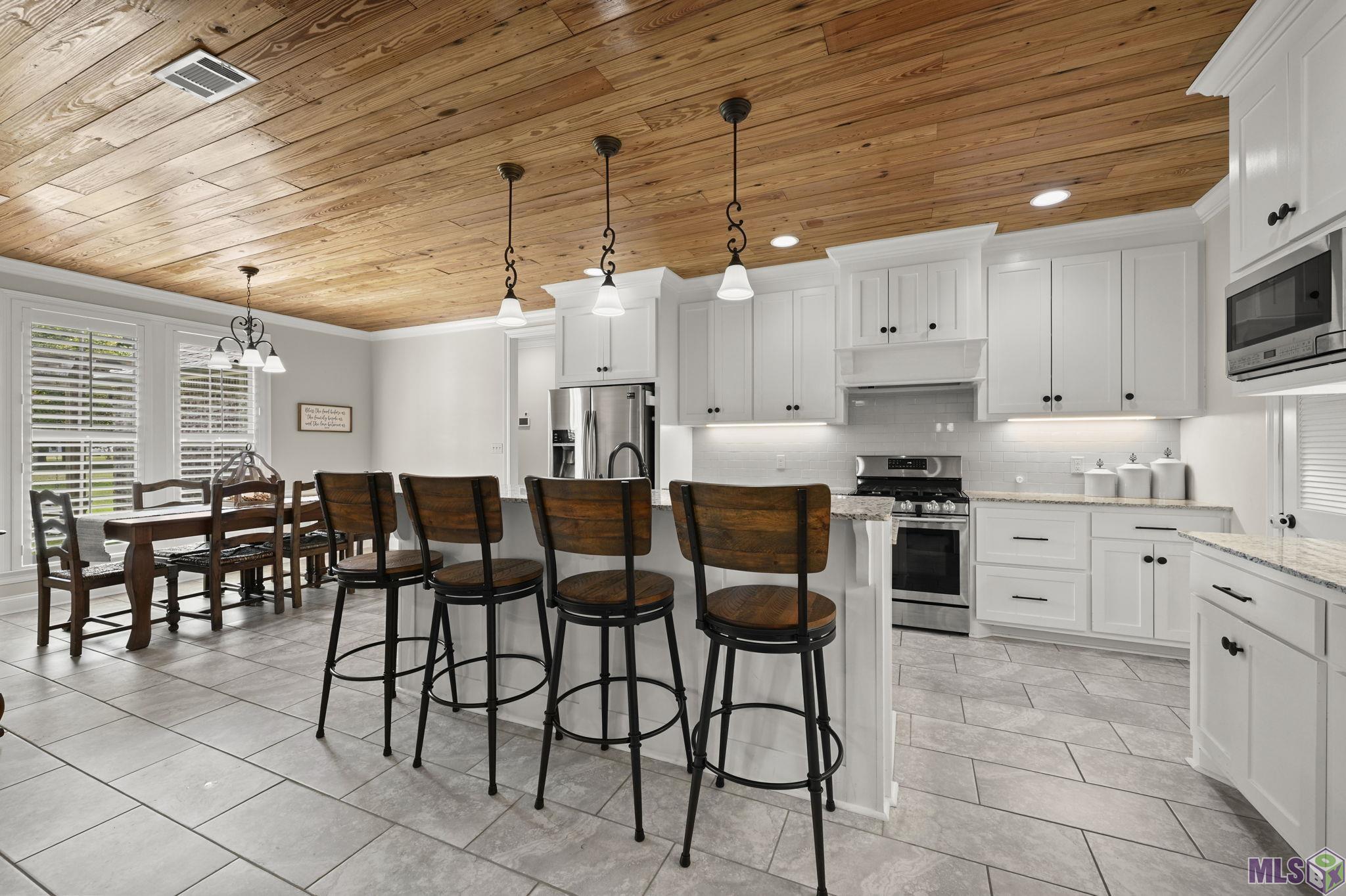 11569 Rylee's Lane Zachary, LA 70791 - Photo 6 of 37 Gallery Image 6