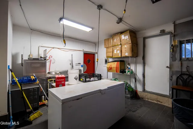 $500,000 | 1 14th Street, Troy, NY 12180