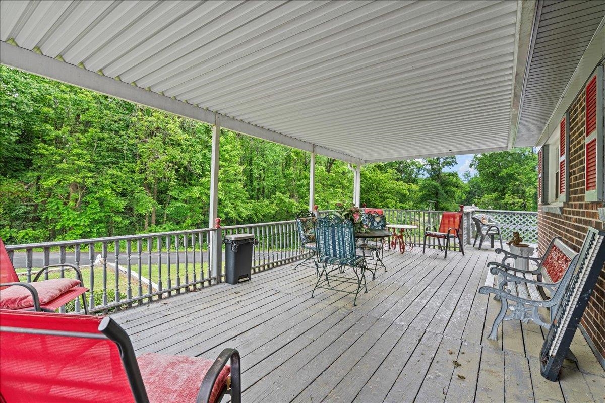 202 Vermont Drive Gaffney, SC 29341 - Photo 4 of 33