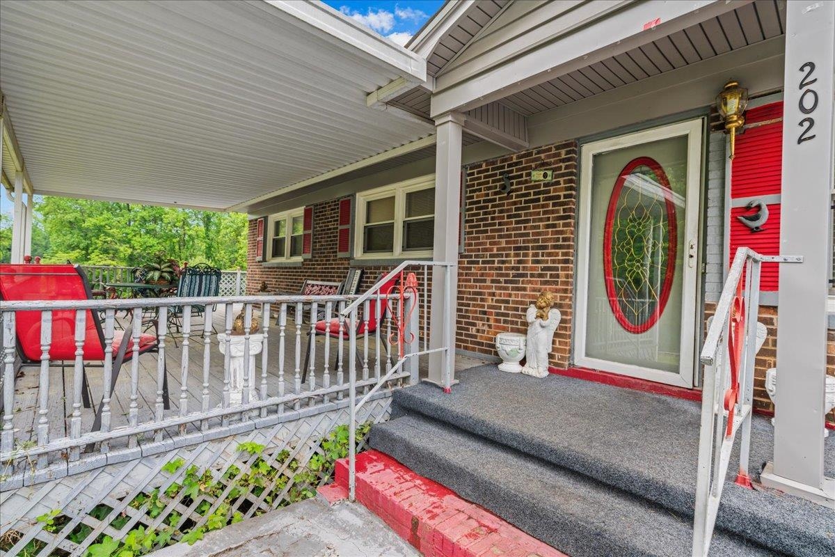 202 Vermont Drive Gaffney, SC 29341 - Photo 6 of 33