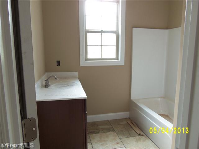 280 Raspberry Ridge Drive Clemmons, NC 27012 - Photo 13 of 14 Other Bath.